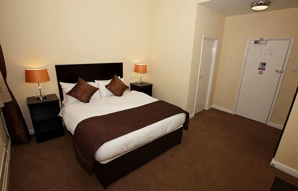 Hotel Dolphin Sa1 Swansea Zewnętrze zdjęcie